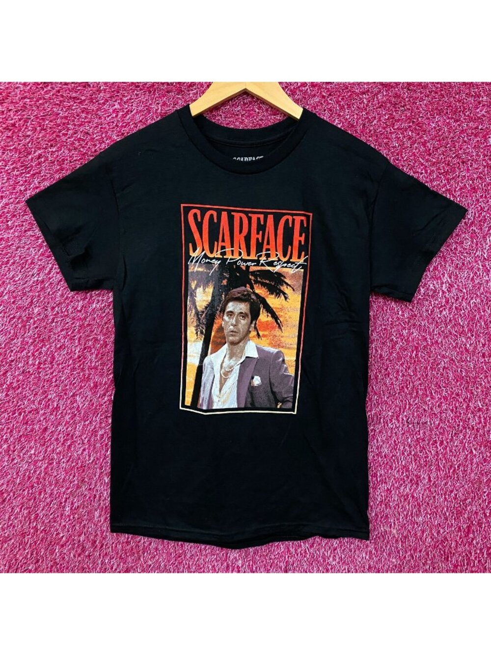 Scarface Tony "Money Power Respect" Graphic T-Shirt Small
